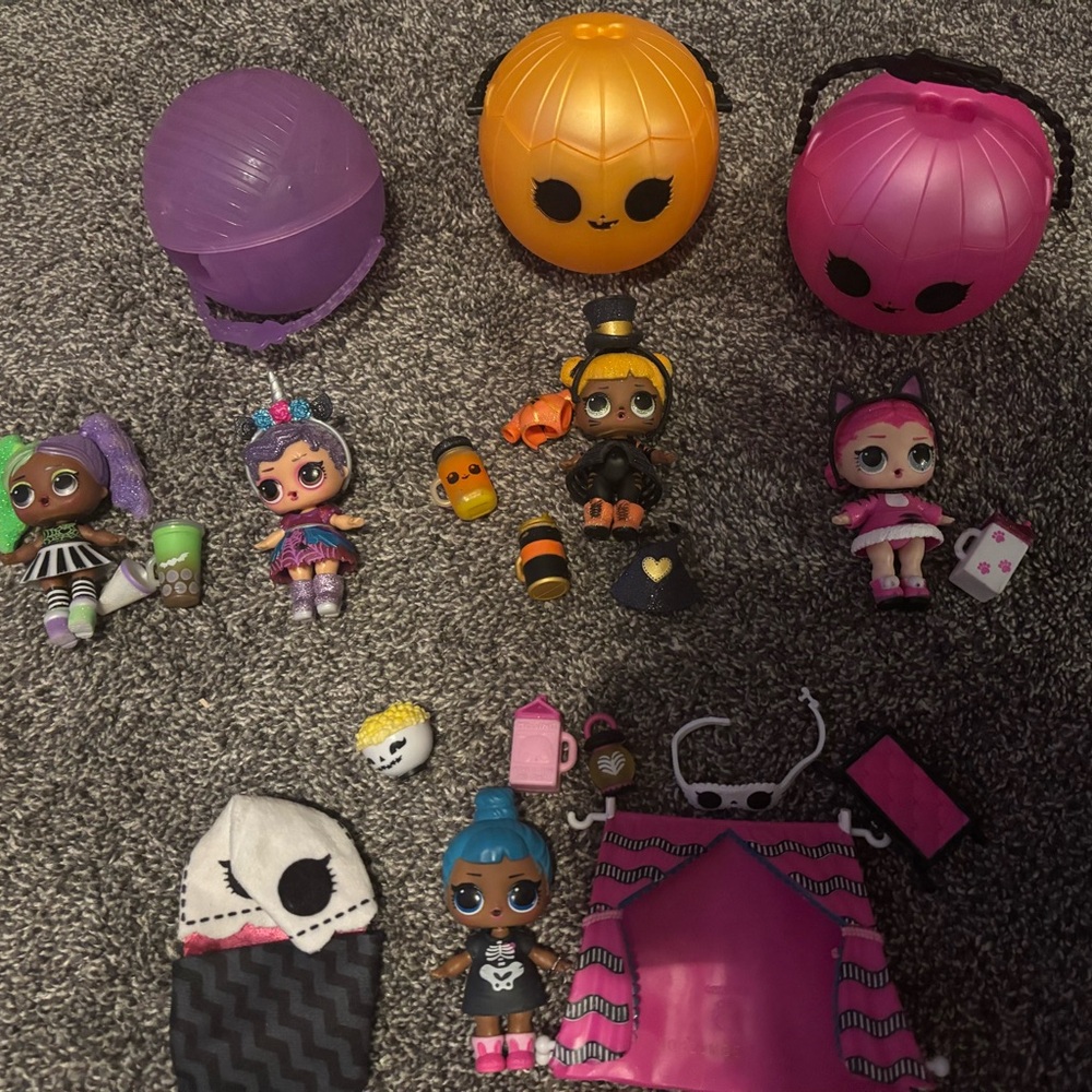 L.O.L. Surprise! Dolls with Purple and Orange Accessories